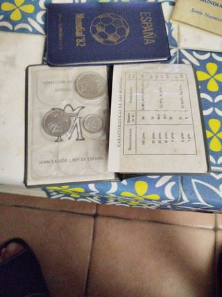 Monedas Colección Mundial 82
80,81,82. Rey Juan 82