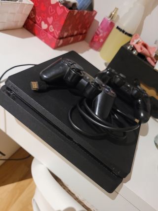 PS4 (PlayStation 4) 1TB Negra