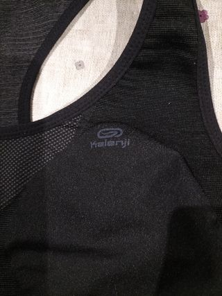 Top deportivo Kalenji negro talla M