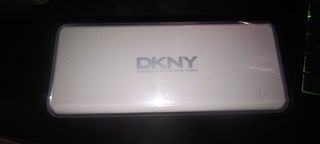 Gafas de sol DKNY marrones y multicolor