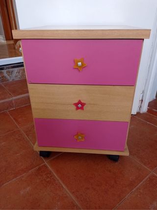Mesita madera de pino