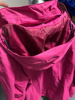 Abrigo cazadora rosa con forro polar