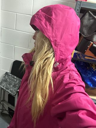 Abrigo cazadora rosa con forro polar