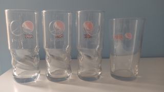 Lote de 4 vasos fabricante Pepsi Max de cristal.