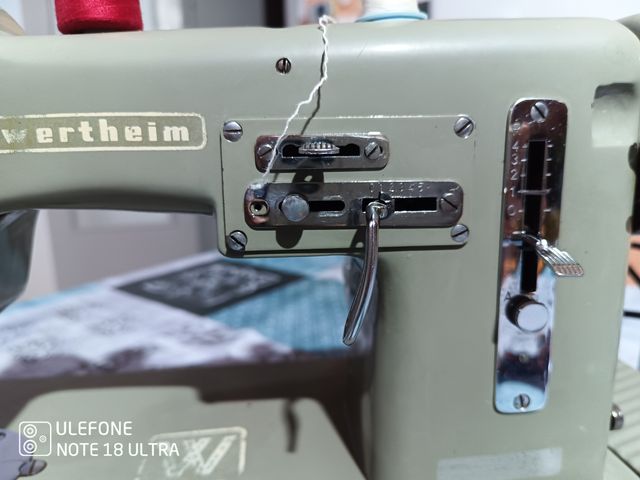 Máquina de coser Wertheim