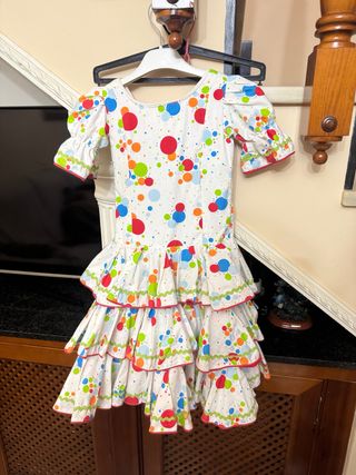 Traje de flamenca volantes lunares