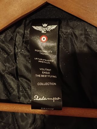 Abrigo Negro de Latampo Talla L/XL