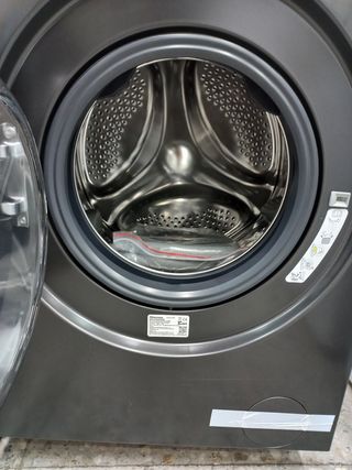 Oferta combo nevera y lavadora secadora nueva/tara