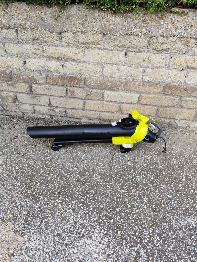 Soffiatore/Aspiratore Ryobi 3000W RBV3000CEVS