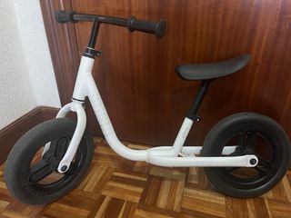 Bicicleta infantil Btwin blanca