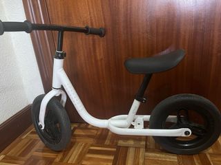 Bicicleta infantil Btwin blanca