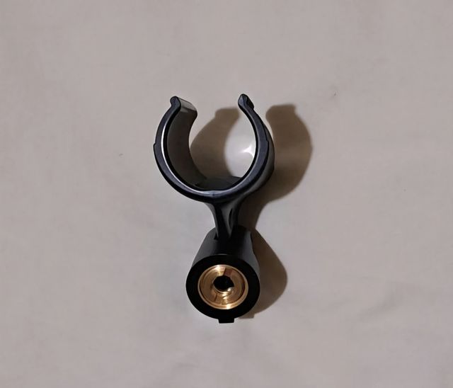 Pinza Micrófono Mano SHURE.