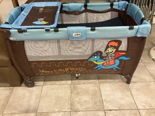 Cuna de viaje / parque de juegos
