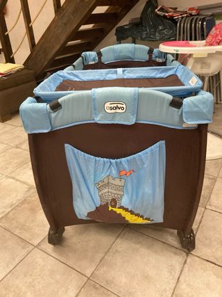 Cuna de viaje / parque de juegos
