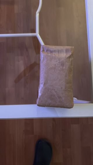 Paquete con varias cosas