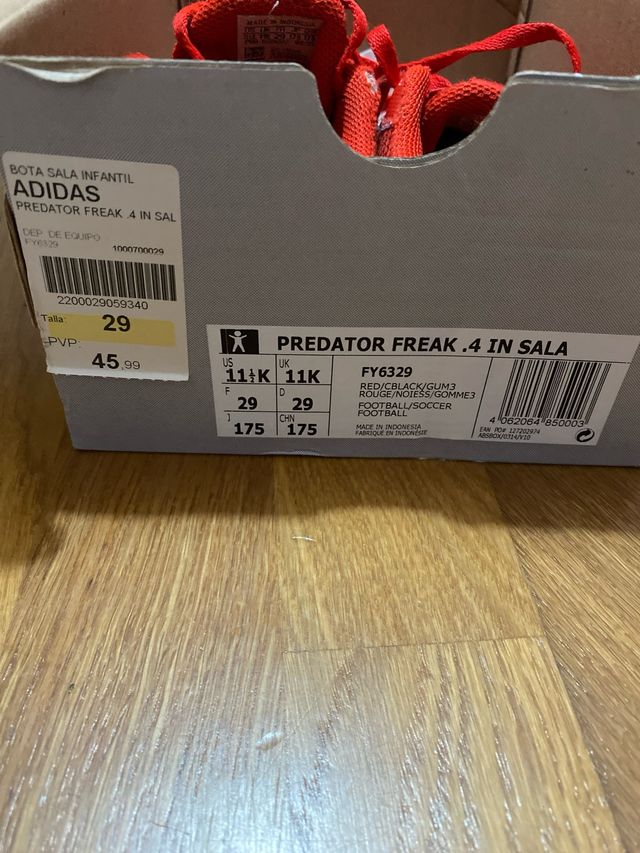 Zapatillas fútbol niño Talla 29