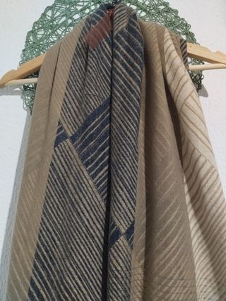 Bufanda tonos azules y beige