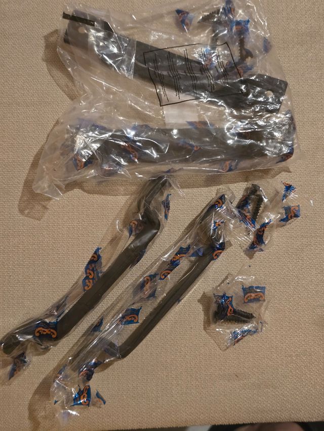 Tirador de puerta arco