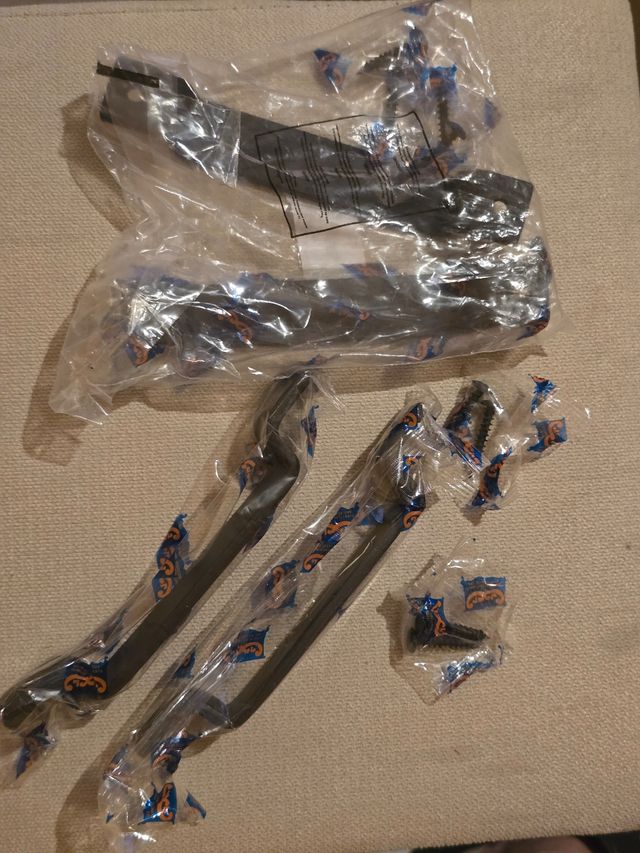 Tirador de puerta arco