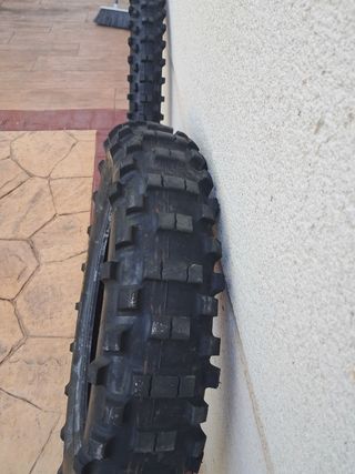 Pareja Neumático Maxxis 140/80-18... 90/90/21