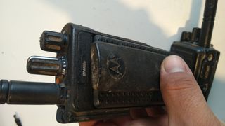 2 Radio Walkie Talkie Motorola DP4400e