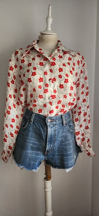 Blusa Vintage Flores Rojas