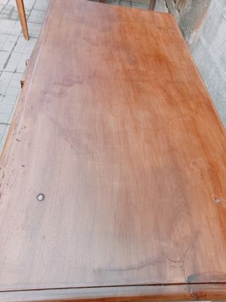 ,+200 AÑOS MESA MARAGATA MOGAL ANCA RANA