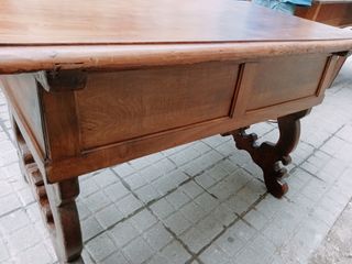 ,+200 AÑOS MESA MARAGATA MOGAL ANCA RANA