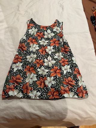 Blusa floral verde y naranja
