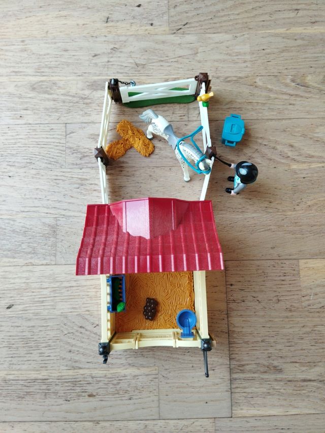 Playmobil 6935 Caballo Appaloosa y Establo