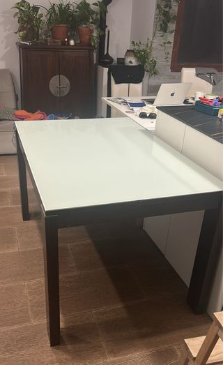 URGE HOY ! Mesa de comedor cristal y madera
