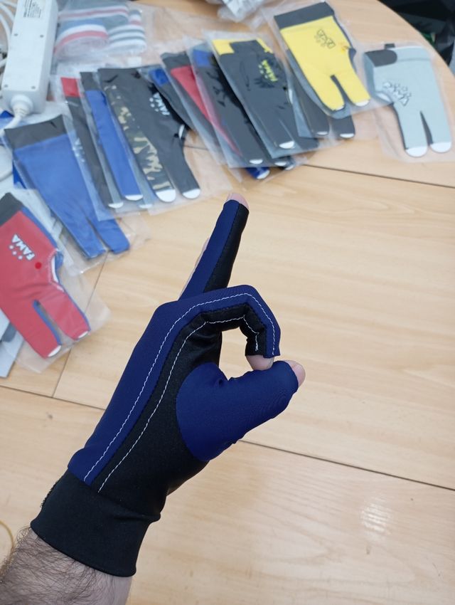 Guante de billar FAMA azul