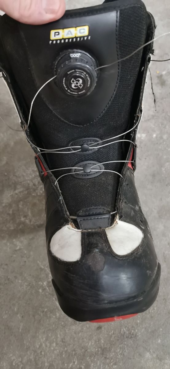 Tabla y botas de Snowboard