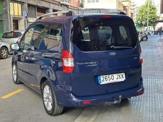 Ford Tourneo Courier 1.0 Titanium año 2015
