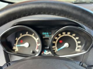 Ford Tourneo Courier 1.0 Titanium año 2015