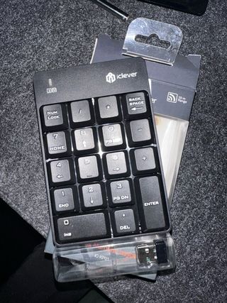 Teclado numérico inalámbrico iClever KP01
