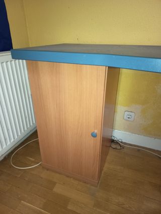 OCASION!!!! Mesa de estudio azul y madera