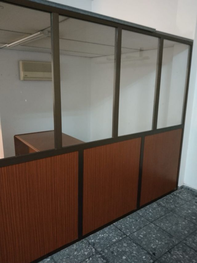 Cierre oficina aluminio y cristal