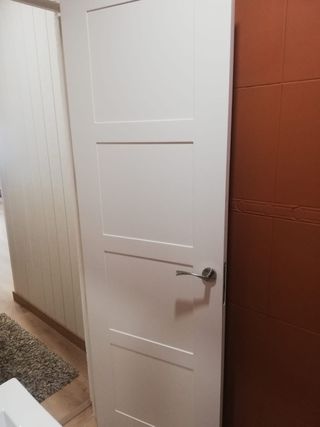 2 Puertas blancas de interior
