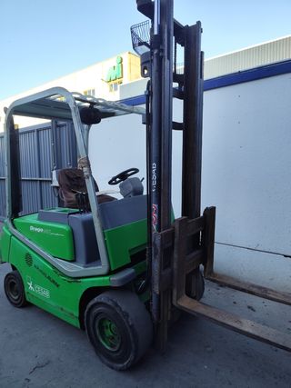 Carretilla elevadora diesel CESAB