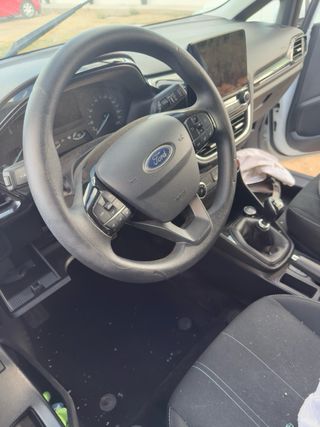 Ford Fiesta 2019 piezas internas y motor completo