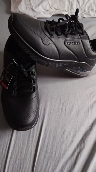 Zapatillas Skechers Negras