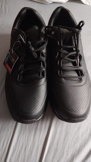 Zapatillas Skechers Negras