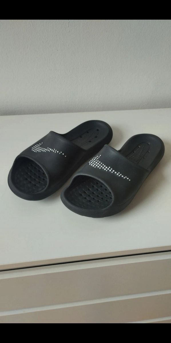 Chanclas Nike Talla 41 Negras