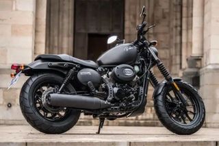 Hyosung GV125S Negra