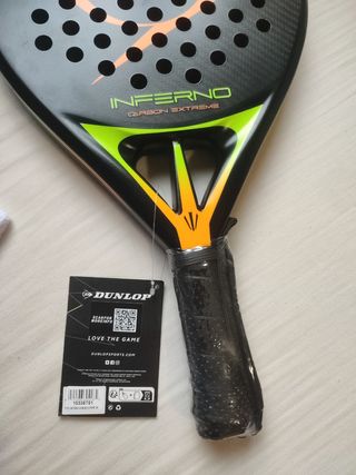Pala Dunlop Inferno Carbon Extreme + Muñequera