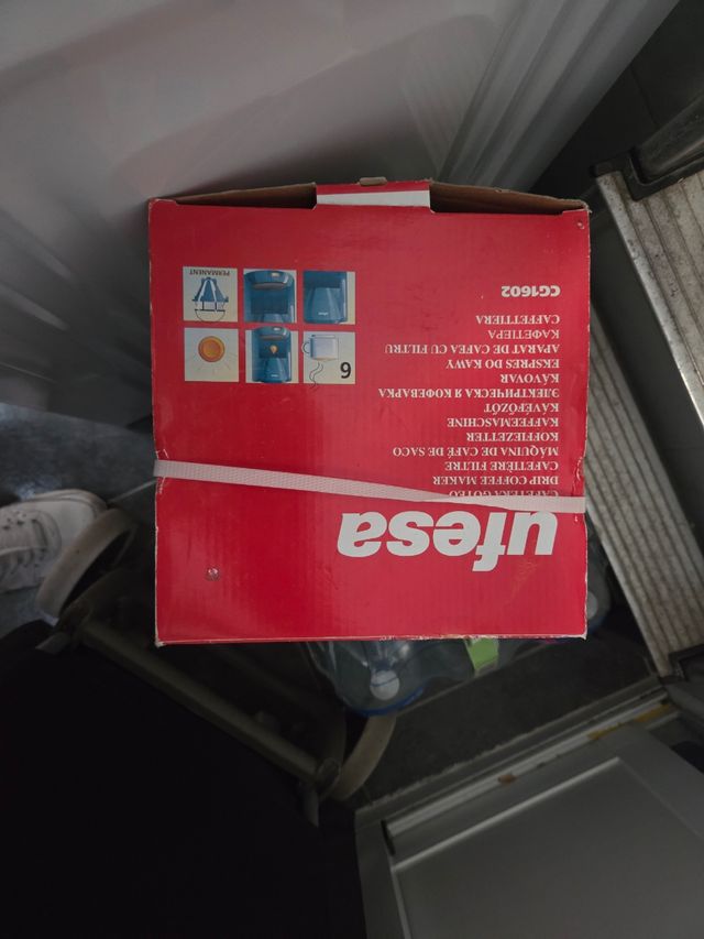 Cafetera Ufesa Capriccio CG1602 - 6 tazas