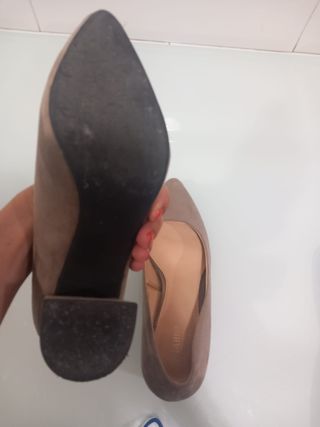 Zapatos de tacón beige/marrón Kiabi nuevos.