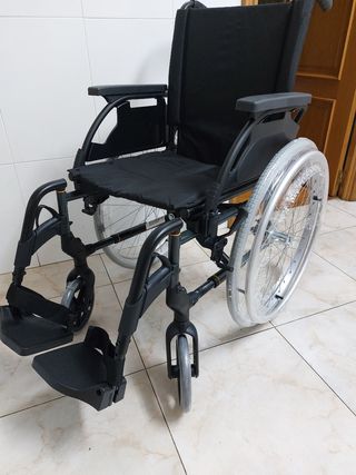 Silla de ruedas nueva a estrenar