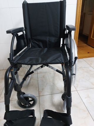 Silla de ruedas nueva a estrenar